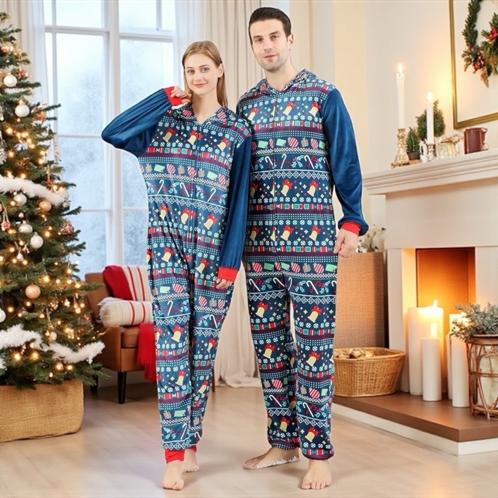 Men's Christmas Onesie 2XL Hooded Zip Pajamas Holiday Candy Cane NWOT